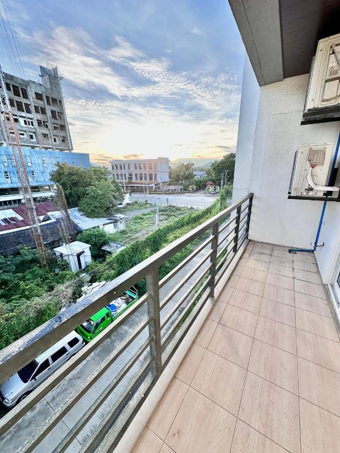 3 Smart Condominium In Cagayan De Oro City Buitenkant foto